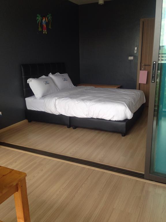 Connext Residence Phuket Esterno foto
