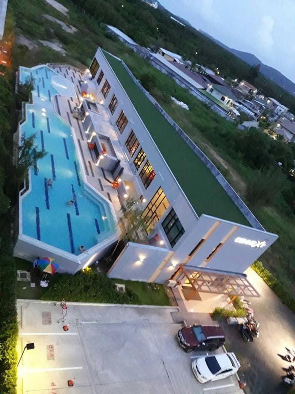 Connext Residence Phuket Esterno foto