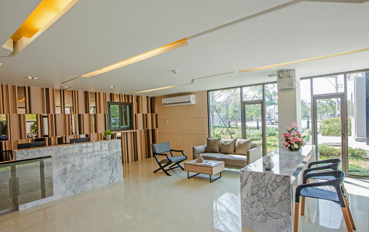 Connext Residence Phuket Esterno foto