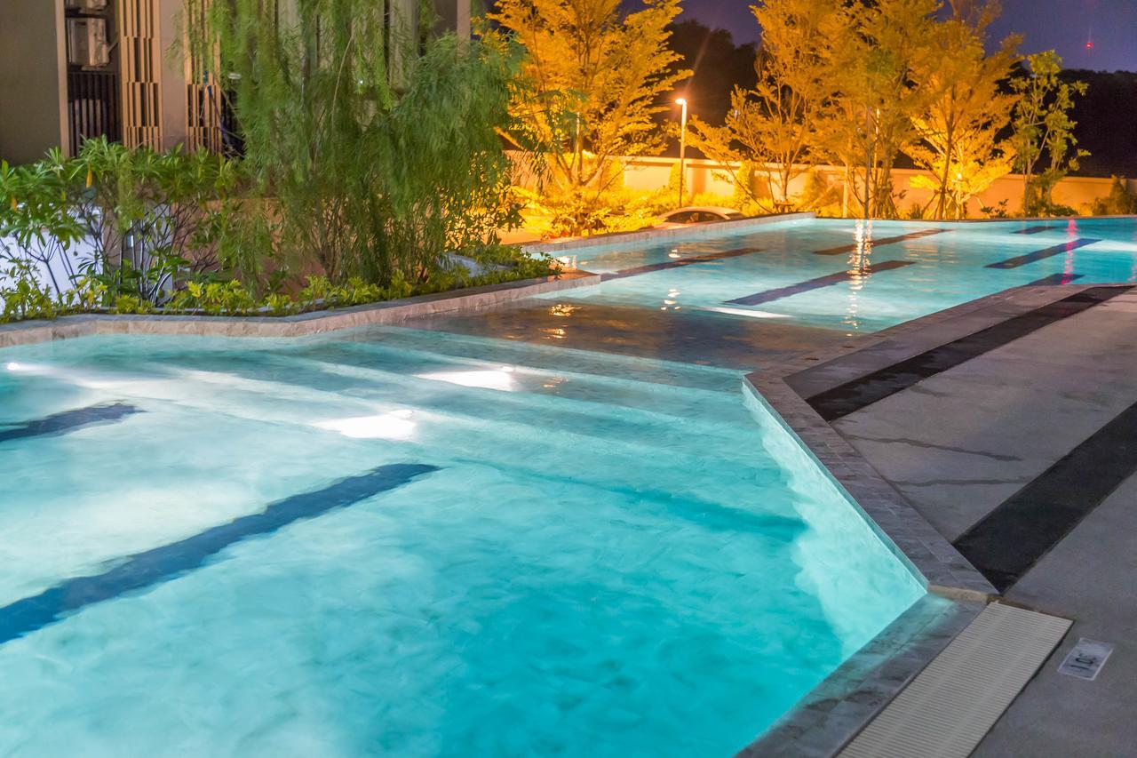 Connext Residence Phuket Esterno foto