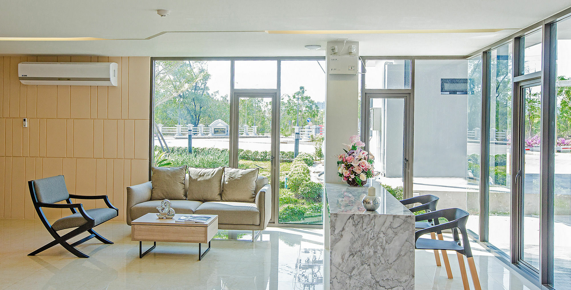 Connext Residence Phuket Esterno foto