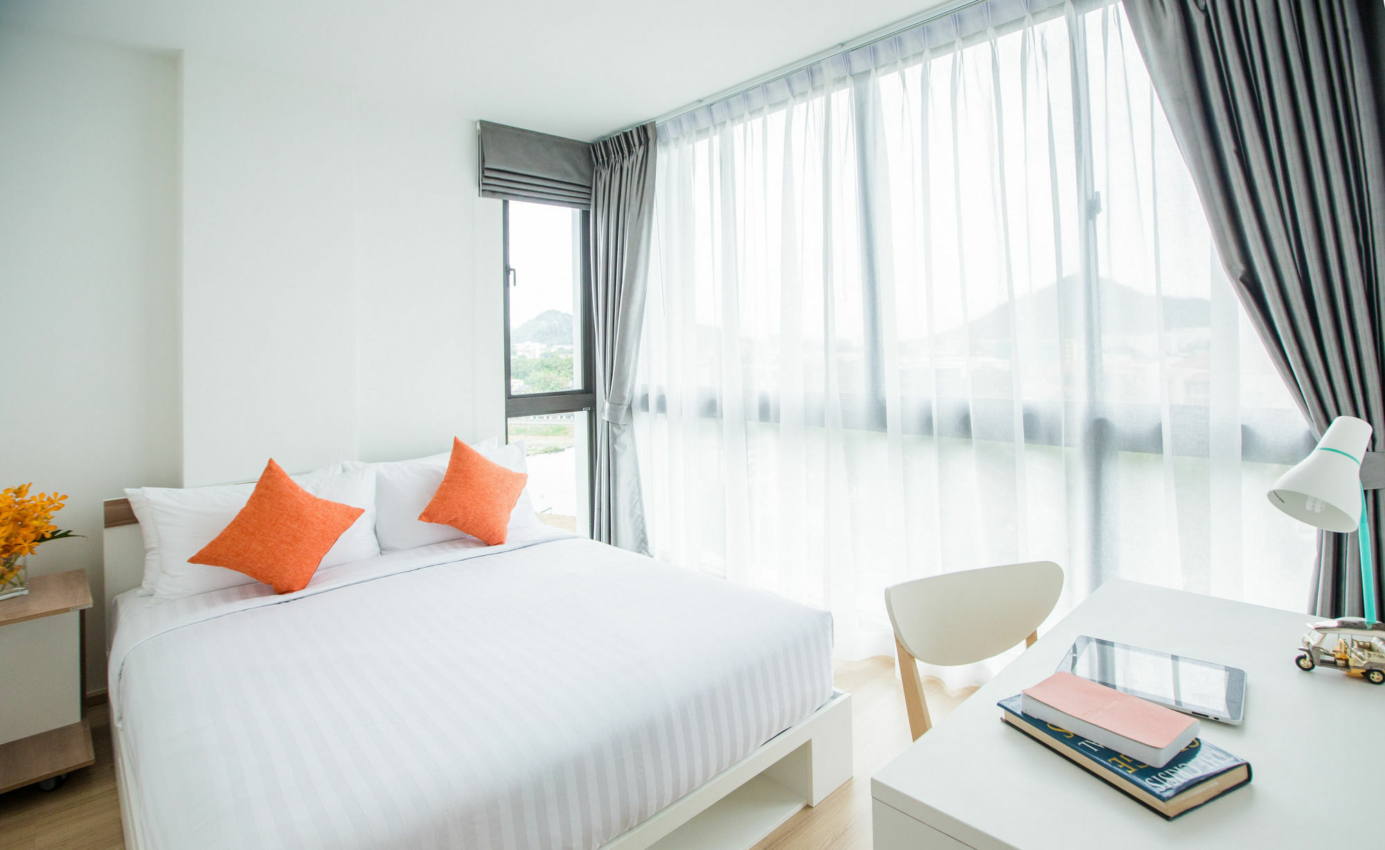 Connext Residence Phuket Esterno foto